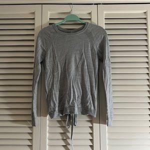 Lululemon Sweater (Size 4)